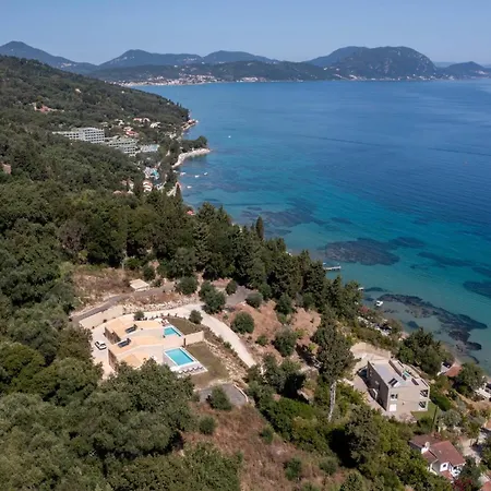 Valtes Blue Villa Chlomos