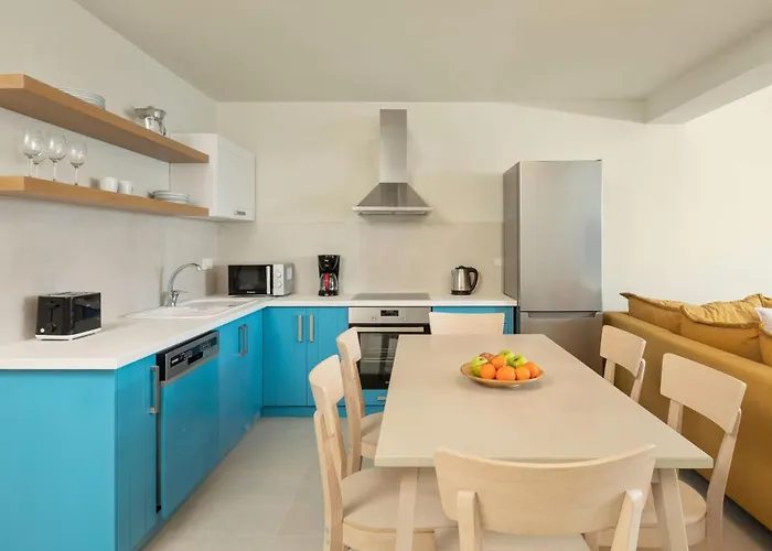 Villa Valtes Blue *
