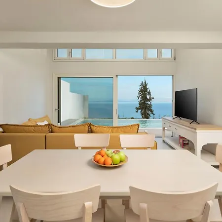 Valtes Blue Villa *