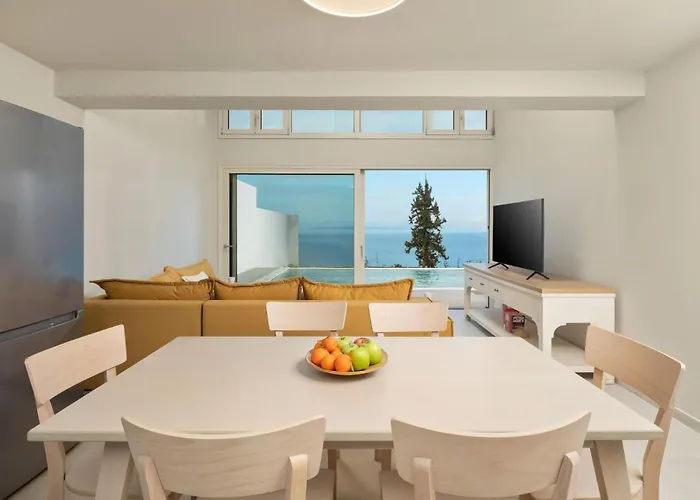 Valtes Blue Villa *